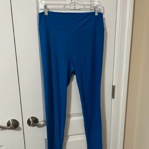 4 pair Lularoe leggings, solid